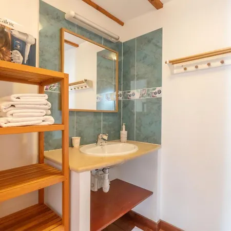 Дом отдыха Les Oiseaux_a Avec Piscine Chauffee *